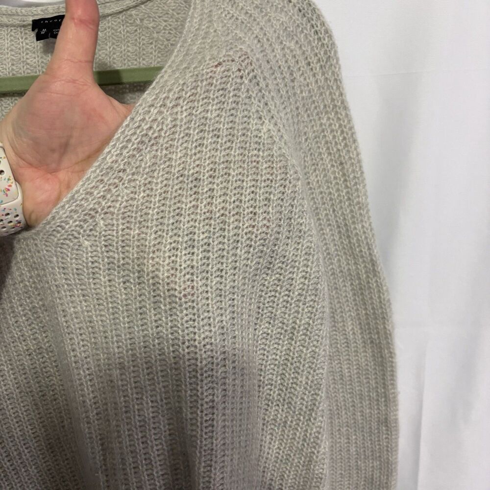 Theory Cashmere Sweater Women Medium Gray Chunky Knit Quiet Luxury Heritage Cozy - Picture 4 of 7